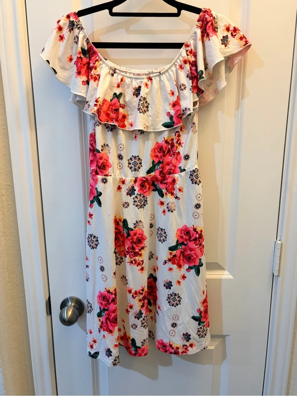 Justice White Off-Shoulder Floral Dress with Pink Rose Print Size:12